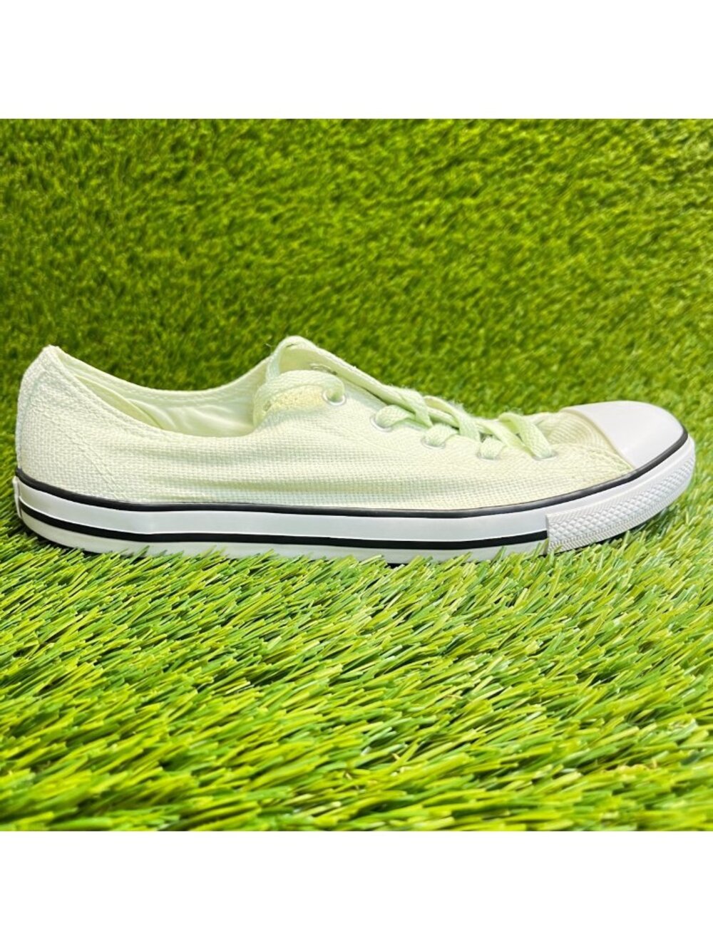 Converse Chuck Taylor All Star Womens Size 8 Green White Athletic Shoes Sneakers